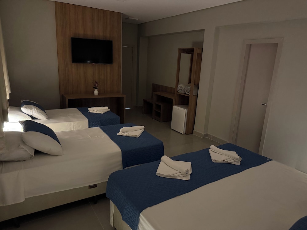 Superior Quadruple Room photo 2