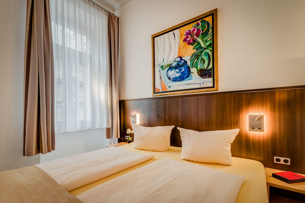 Comfort Double or Twin Room photo 1
