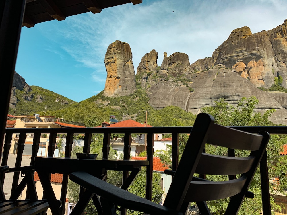 Junior Suite (Meteora View) - Photo 13