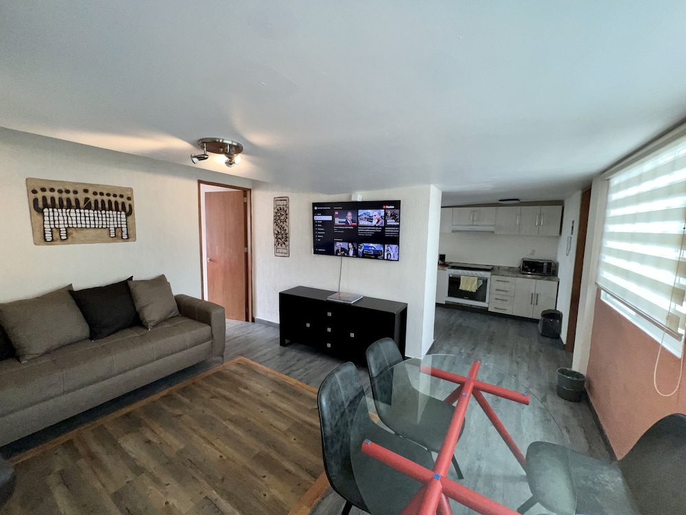 Family Apartment, 2 Bedrooms, Kitchen photo 3