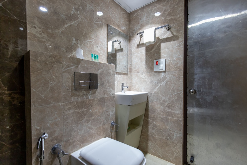 Standard Room - Photo 10
