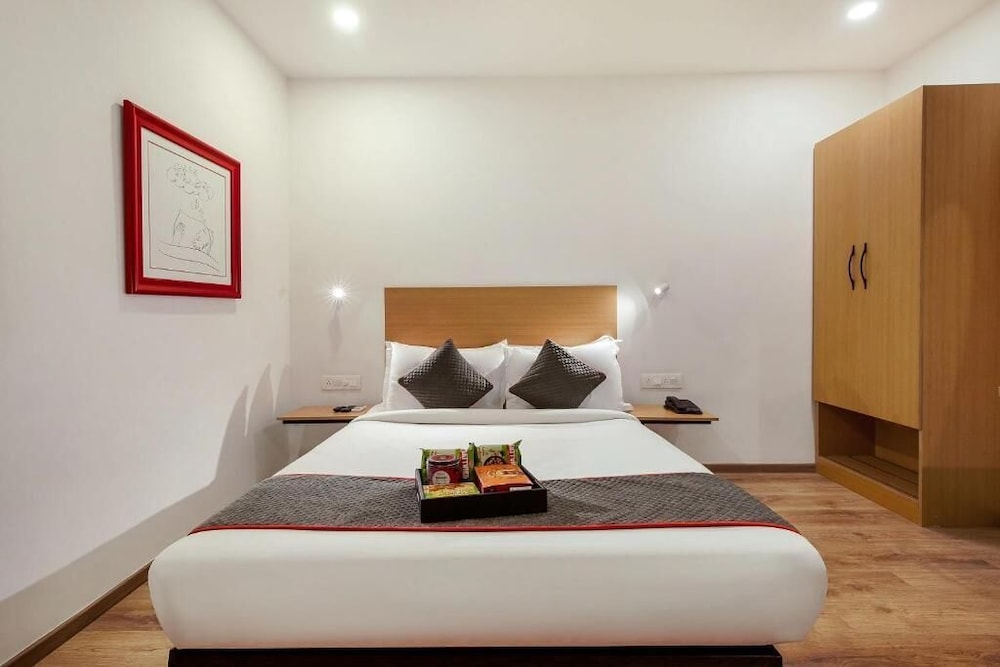 Classic Double Room, 1 Queen Bed, Private Bathroom photo 1