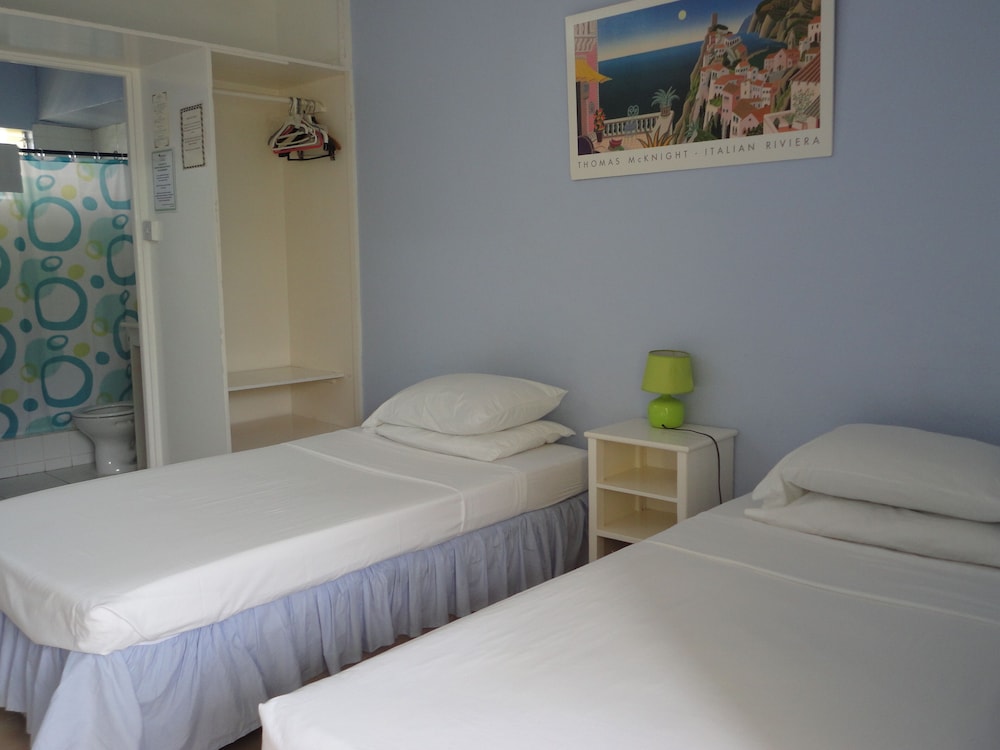 Studio, 2 Twin Beds, Kitchenette photo 2
