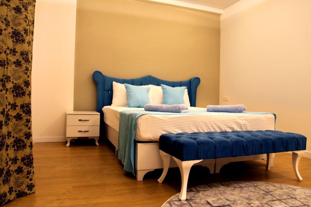 Basic Apartment photo 1