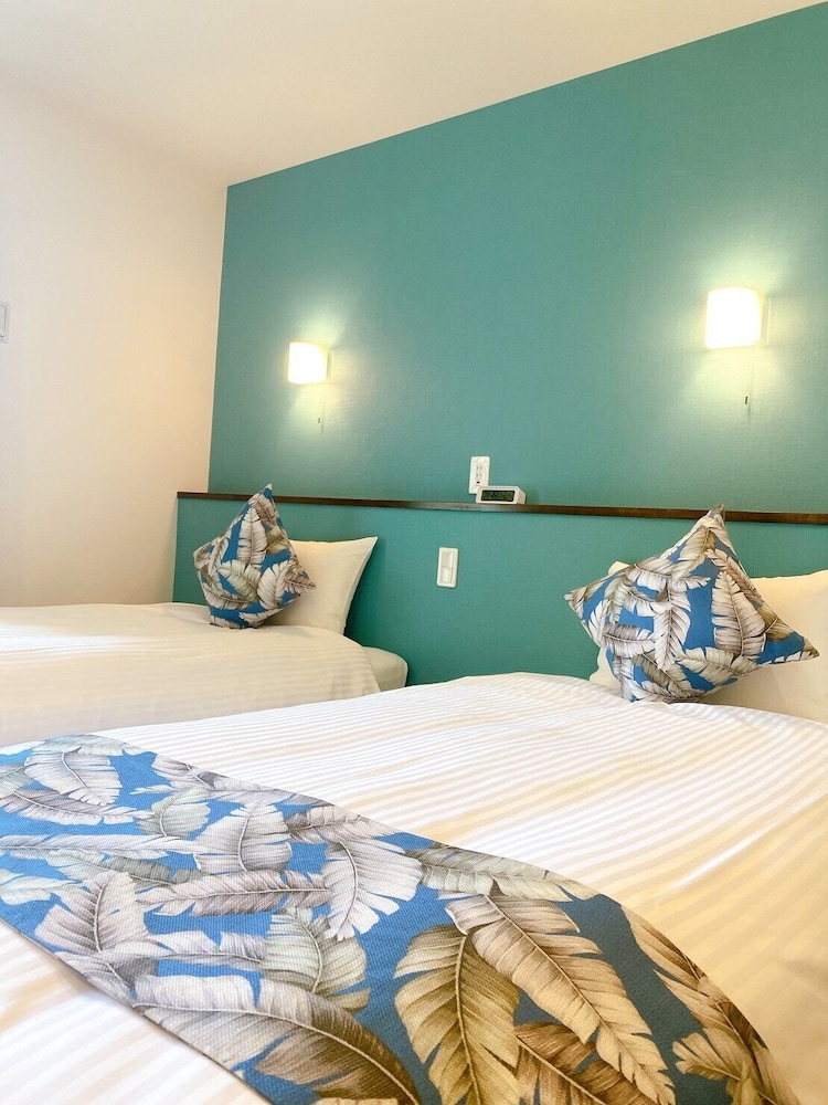 Basic Twin Room, 2 Twin Beds - Photo 1