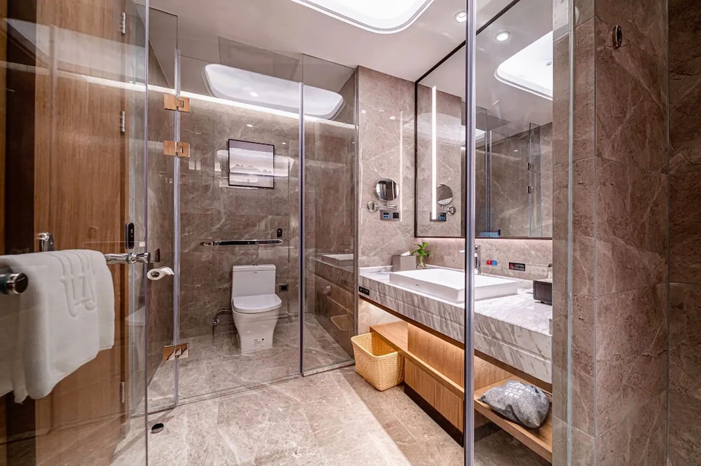 Exclusive Double or Twin Room photo 3