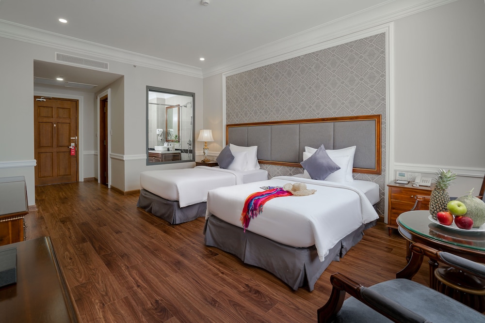 Deluxe Twin Room, City View - Photo 1
