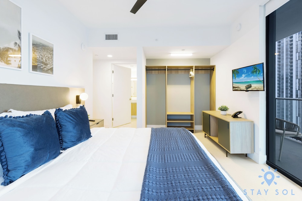 Apartment, 2 Bedrooms, City View photo 2