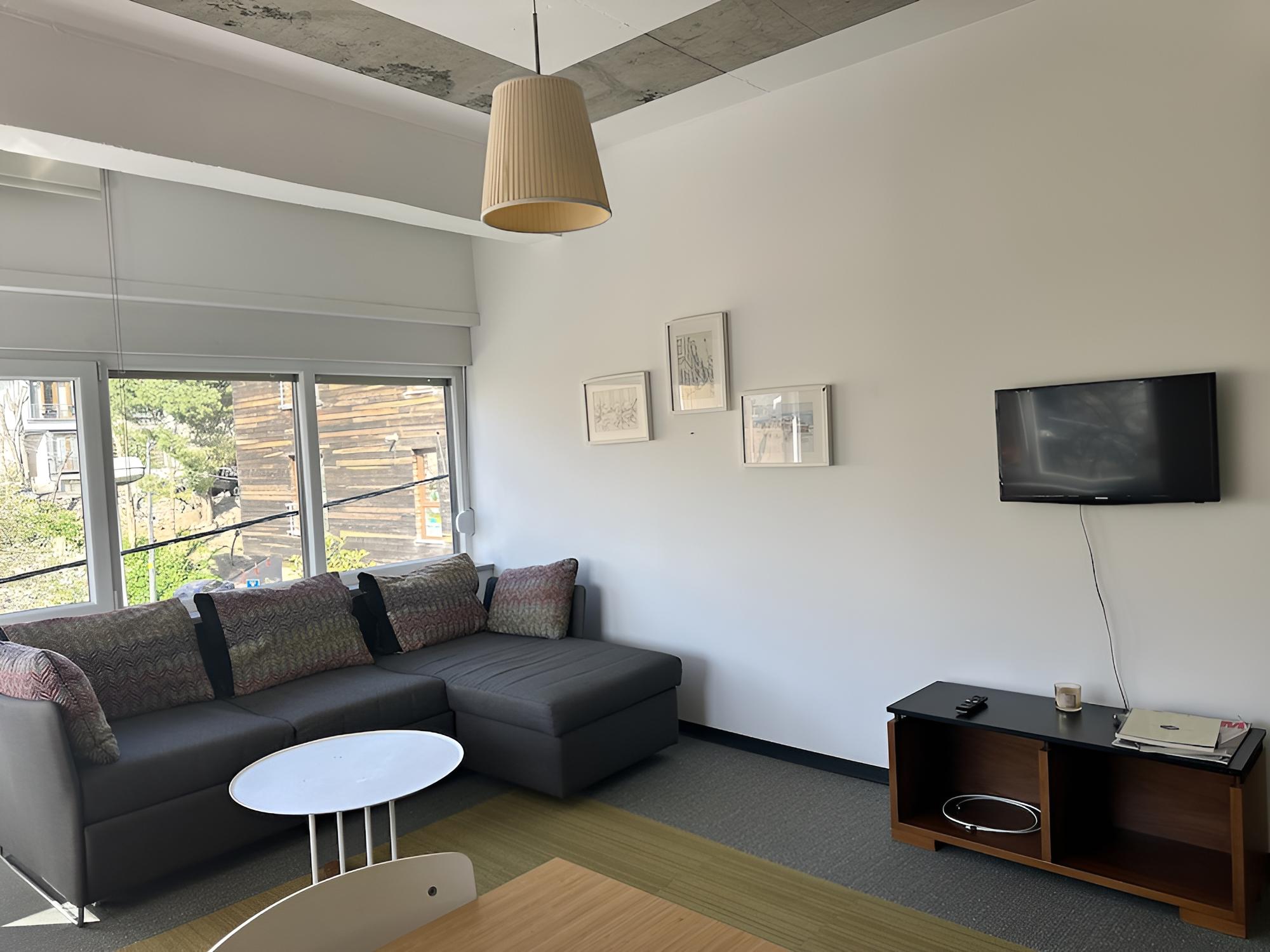 Family Apartment photo 2