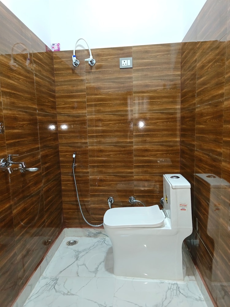 Standard Room photo 3