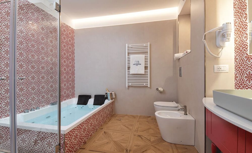 Junior Double or Twin Room photo 2