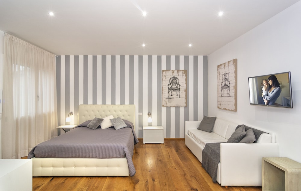 Apartment, 1 Bedroom, Accessible photo 1