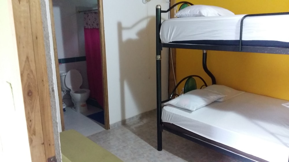 Economy Apartment, Non Smoking, Private Bathroom photo 3