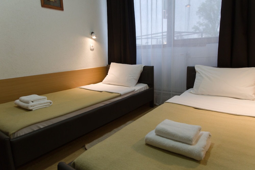 Quadruple Room photo 2