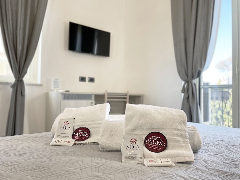 Luxury Double Room, Balcony photo 1