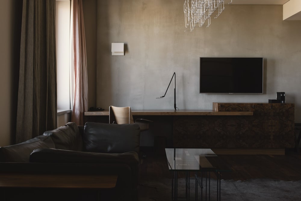 Suite (high floor) photo 3