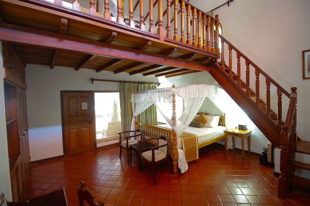Family Duplex - Photo 8