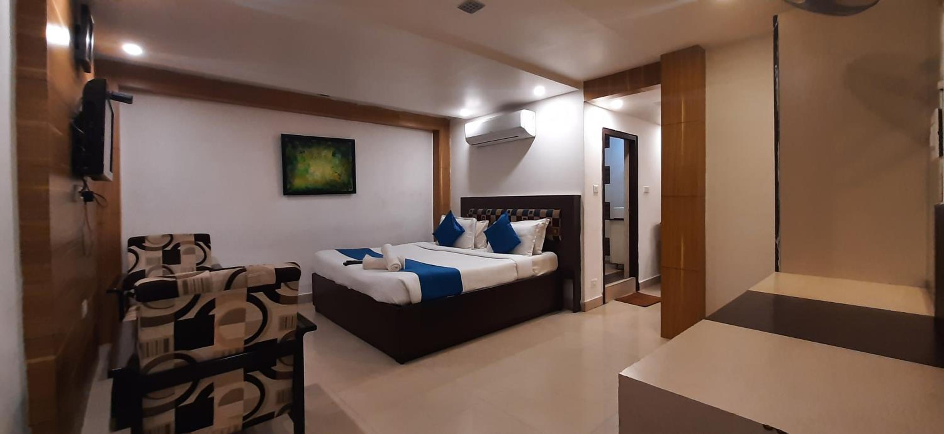 Superior King Room photo 2