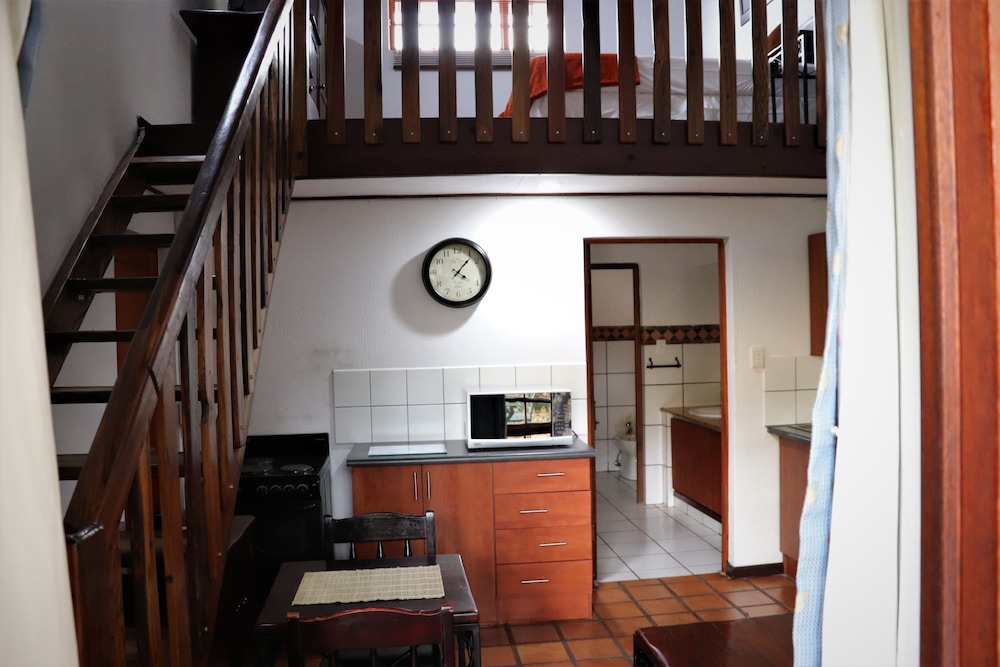 Large Chalet photo 3