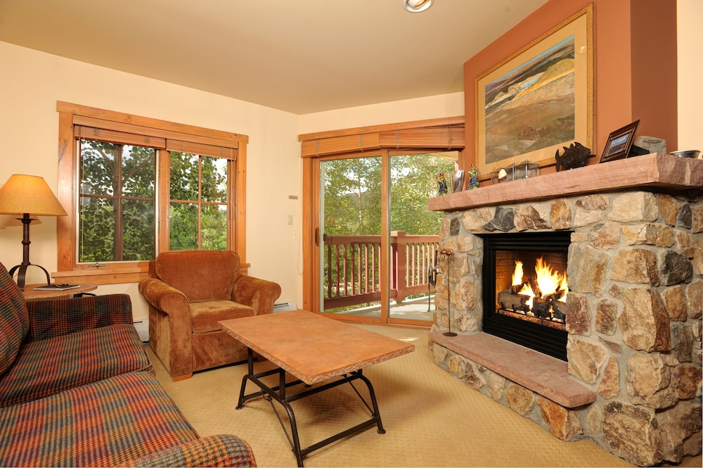 Condo, 1 Bedroom (River Run)