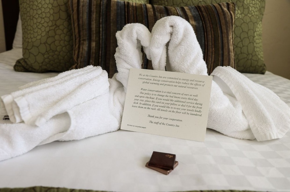 Premier Room, 1 Queen Bed, Kitchen