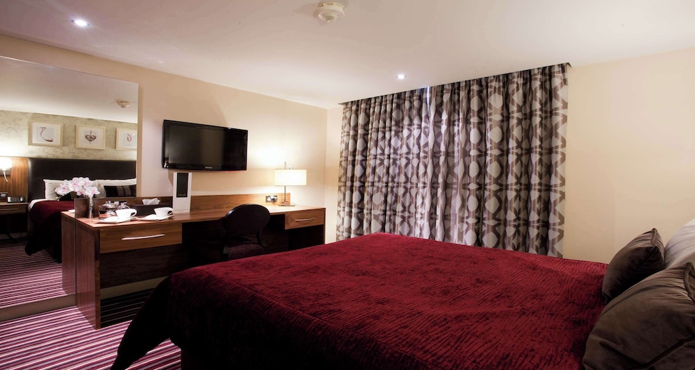 Standard Room, 1 Double Bed, Non Smoking - Photo 3