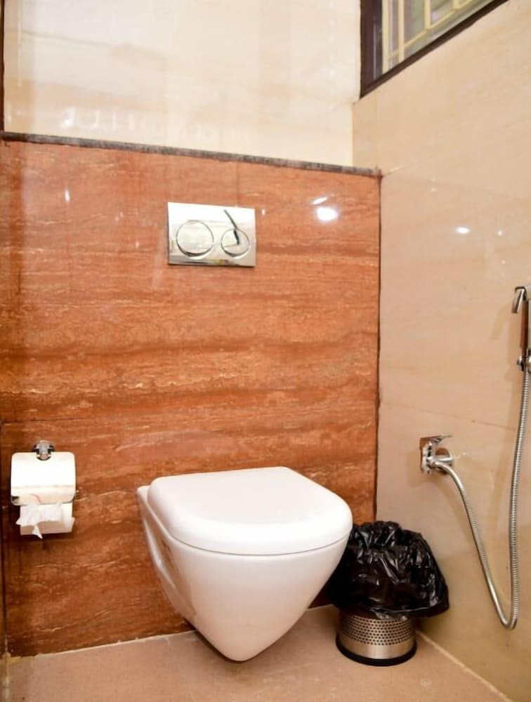 Deluxe Room - Photo 4