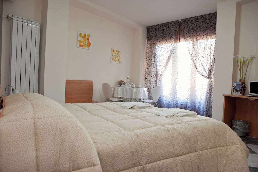 Comfort Double Room, Courtyard View