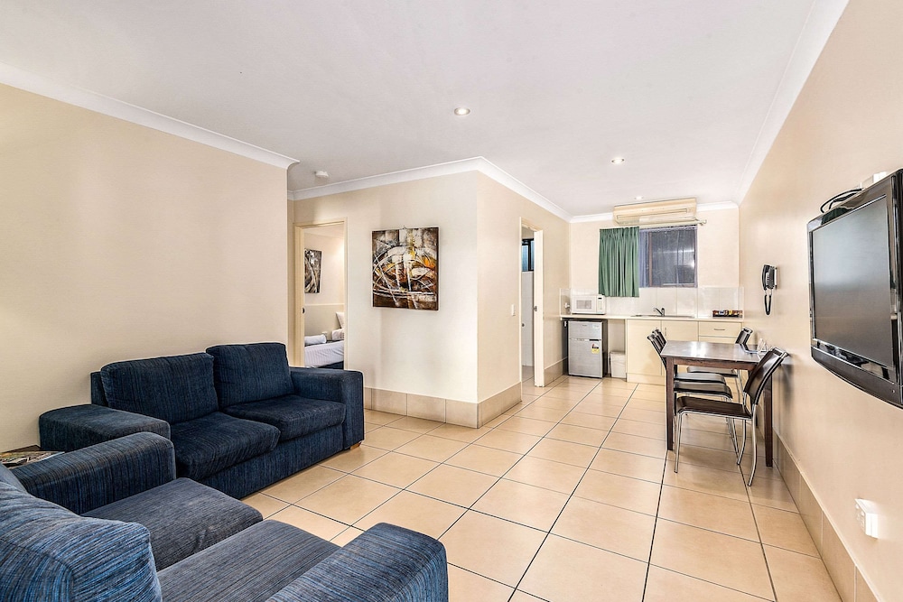 2 Bedroom Family Room
