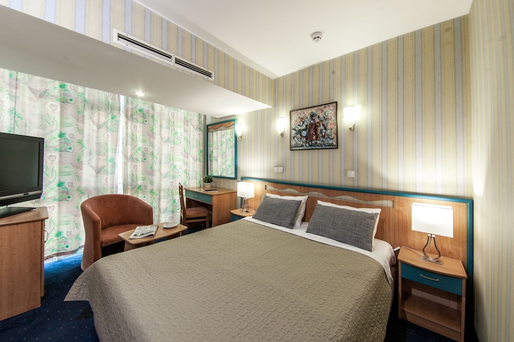 Standard Double Room photo 3
