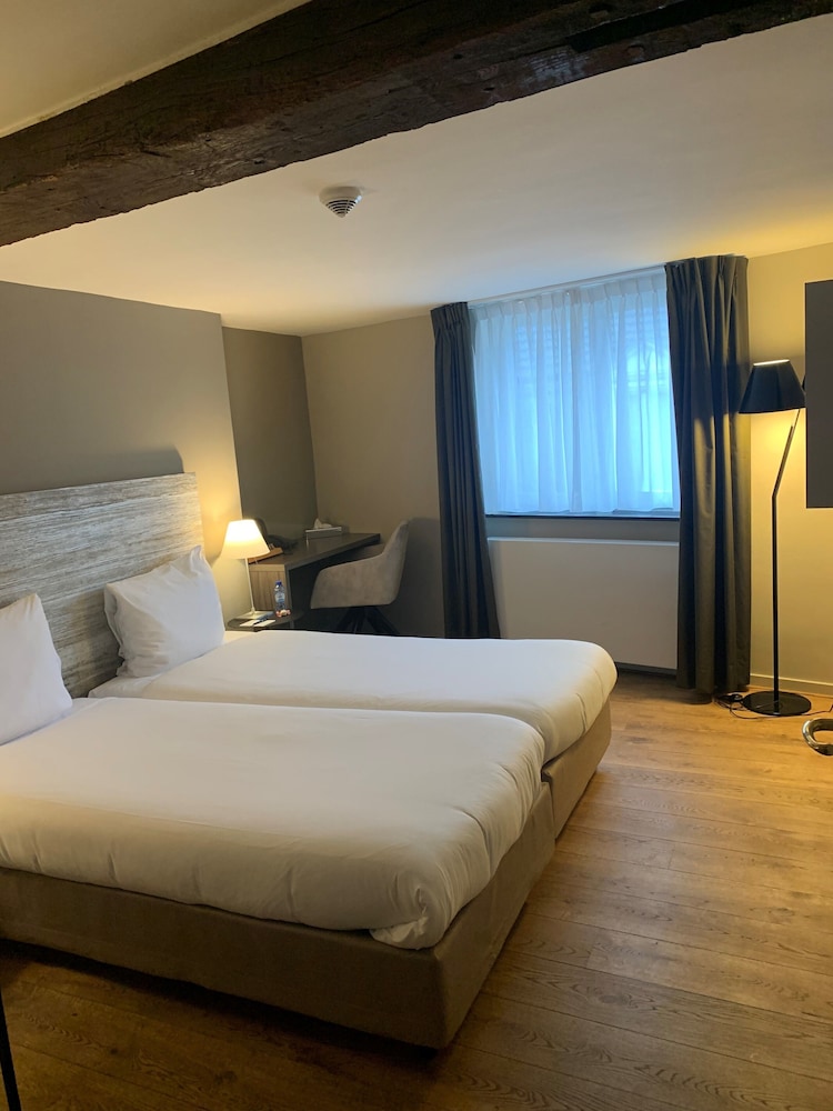Standard Double Room - Photo 1