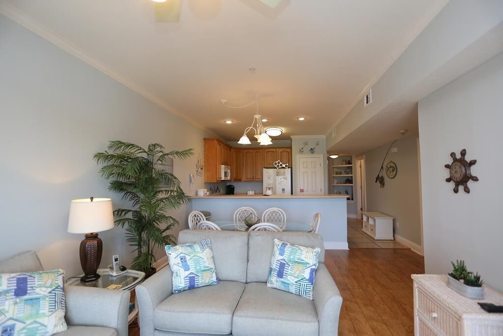 Condo, Multiple Beds (Dunes Club 1D)