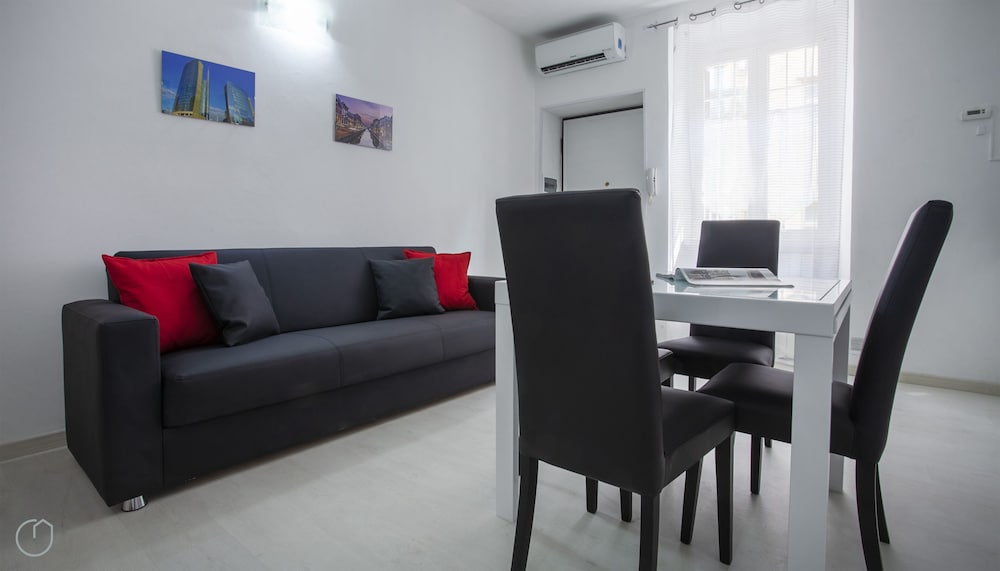 Apartment (1 Bedroom)
