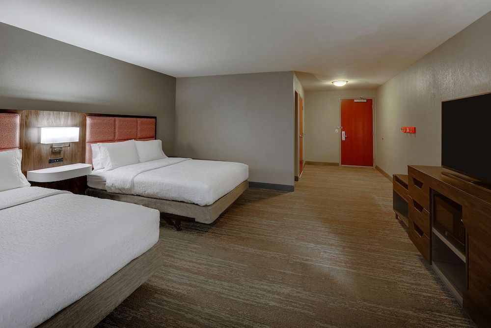 Room, 2 Queen Beds, Accessible (Hearing) - Photo 3