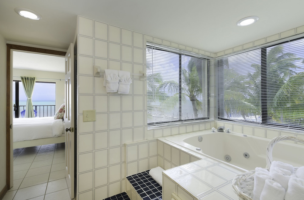 Oceanfront Three Bedroom Villa