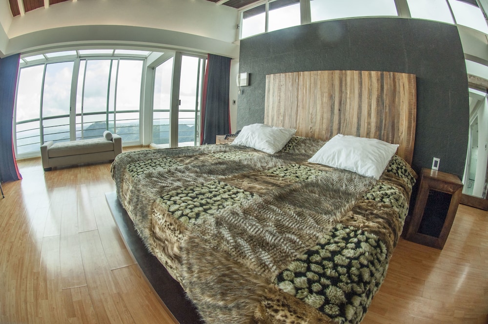 Master Suite photo 1