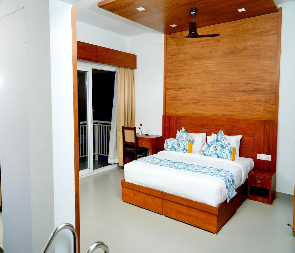 Blue Moon Jacuzzi Pool Villa photo 3