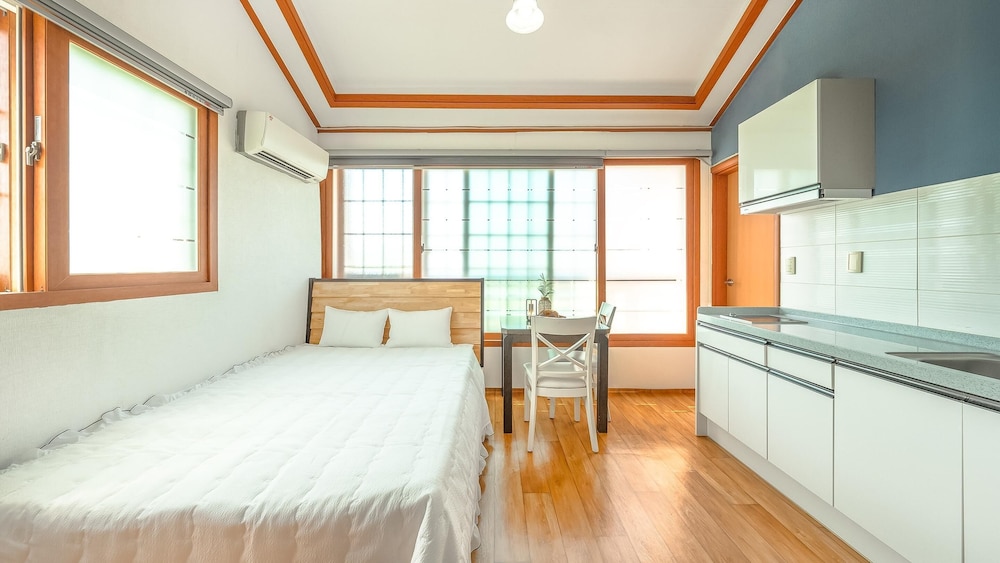 Basic Room, 1 Bedroom (gureum)