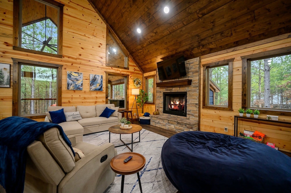 Cabin, 1 King Bed with Sofa bed, Hot Tub, Garden View (Red Fern Cabin)