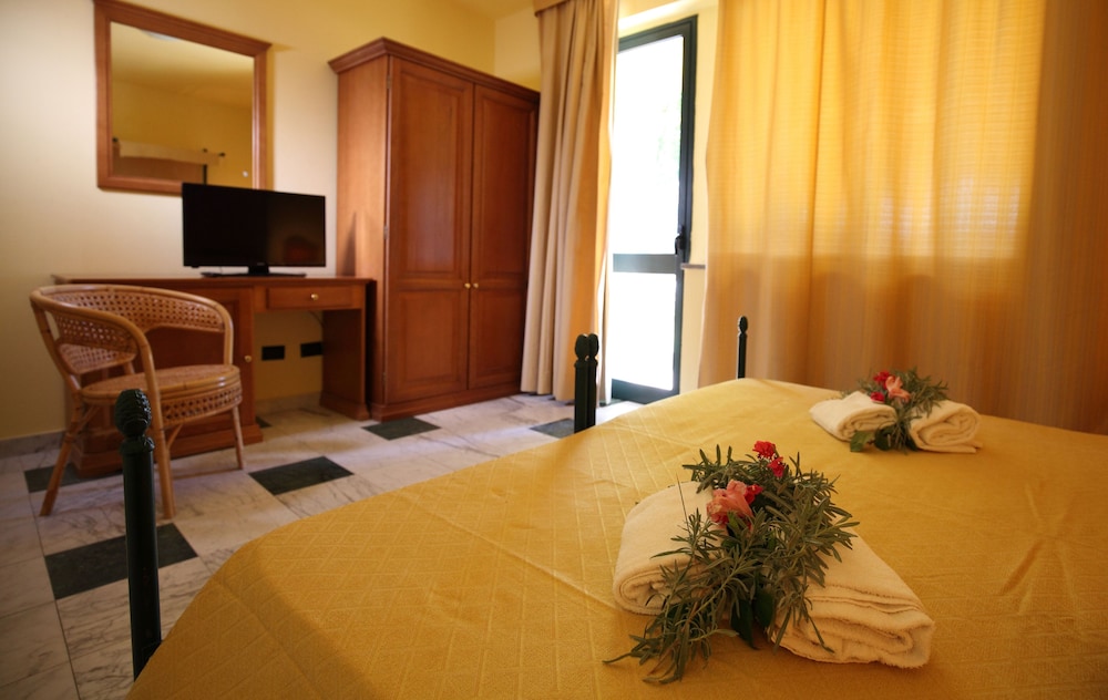 Superior Room, Beachside photo 1