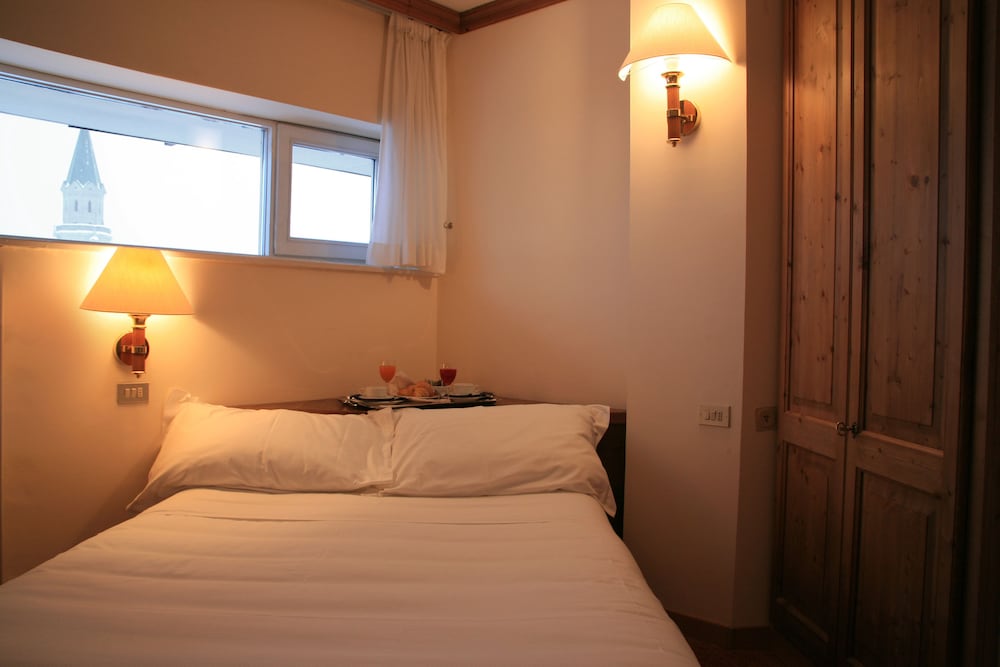 Classic Double or Twin Room