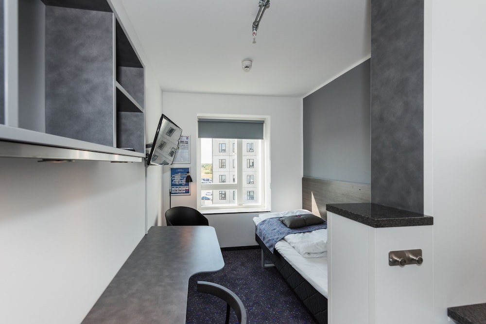 Studio, 1 Twin Bed, Kitchenette photo 1