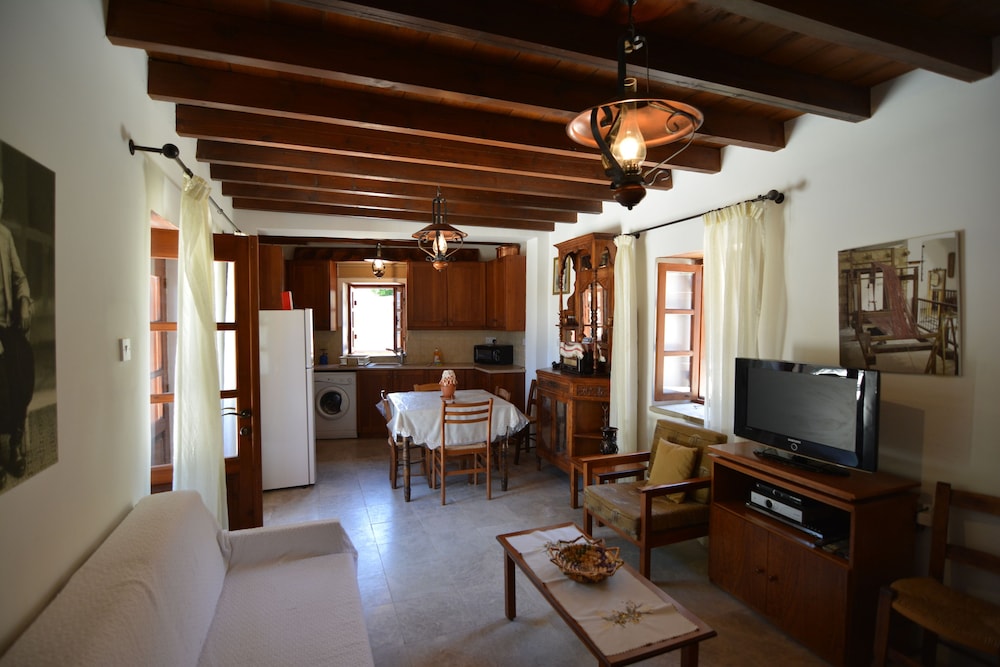 Luxury Apartment photo 1