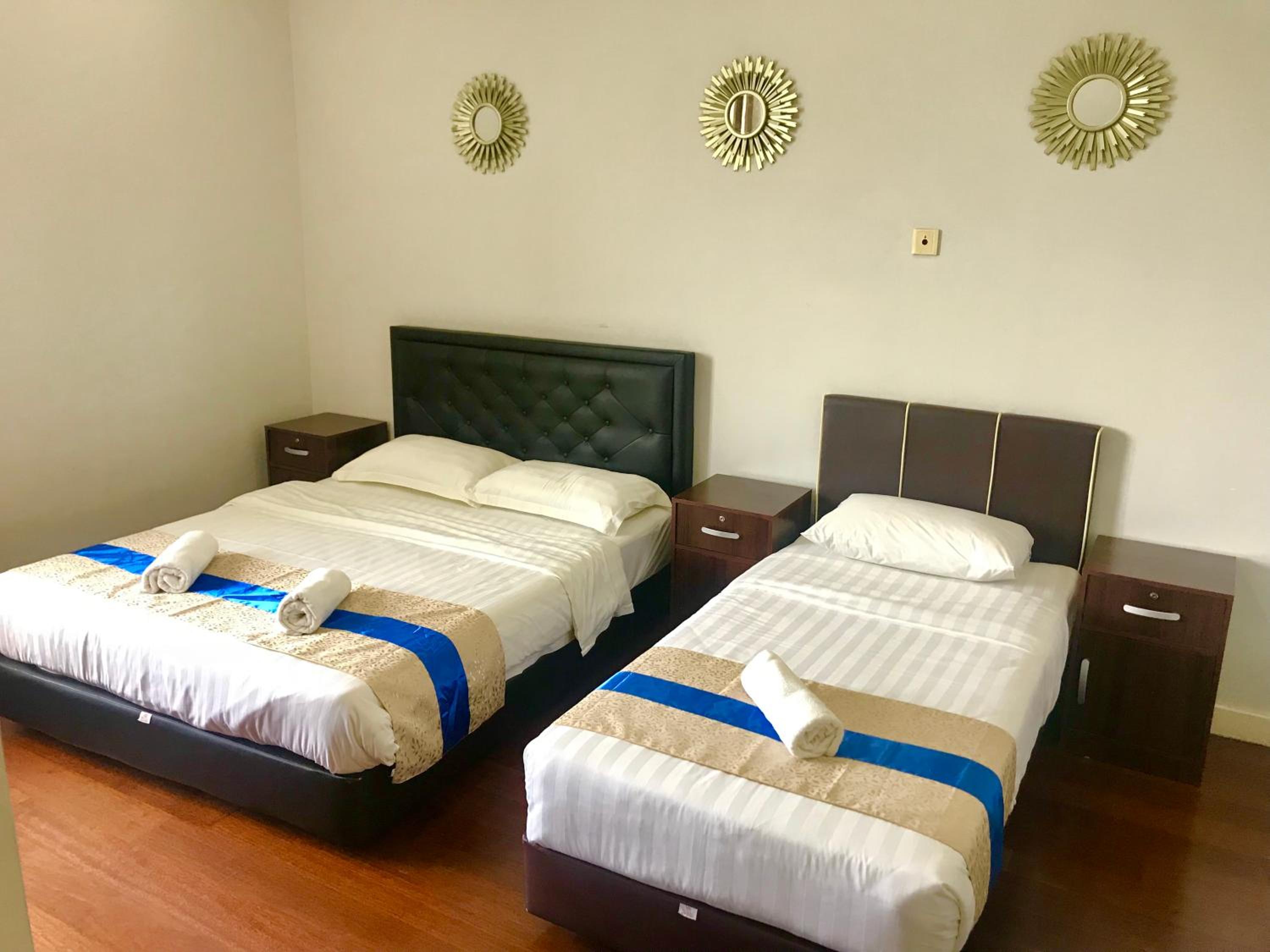 Two-Bedroom Deluxe Apartment with Balcony photo 2