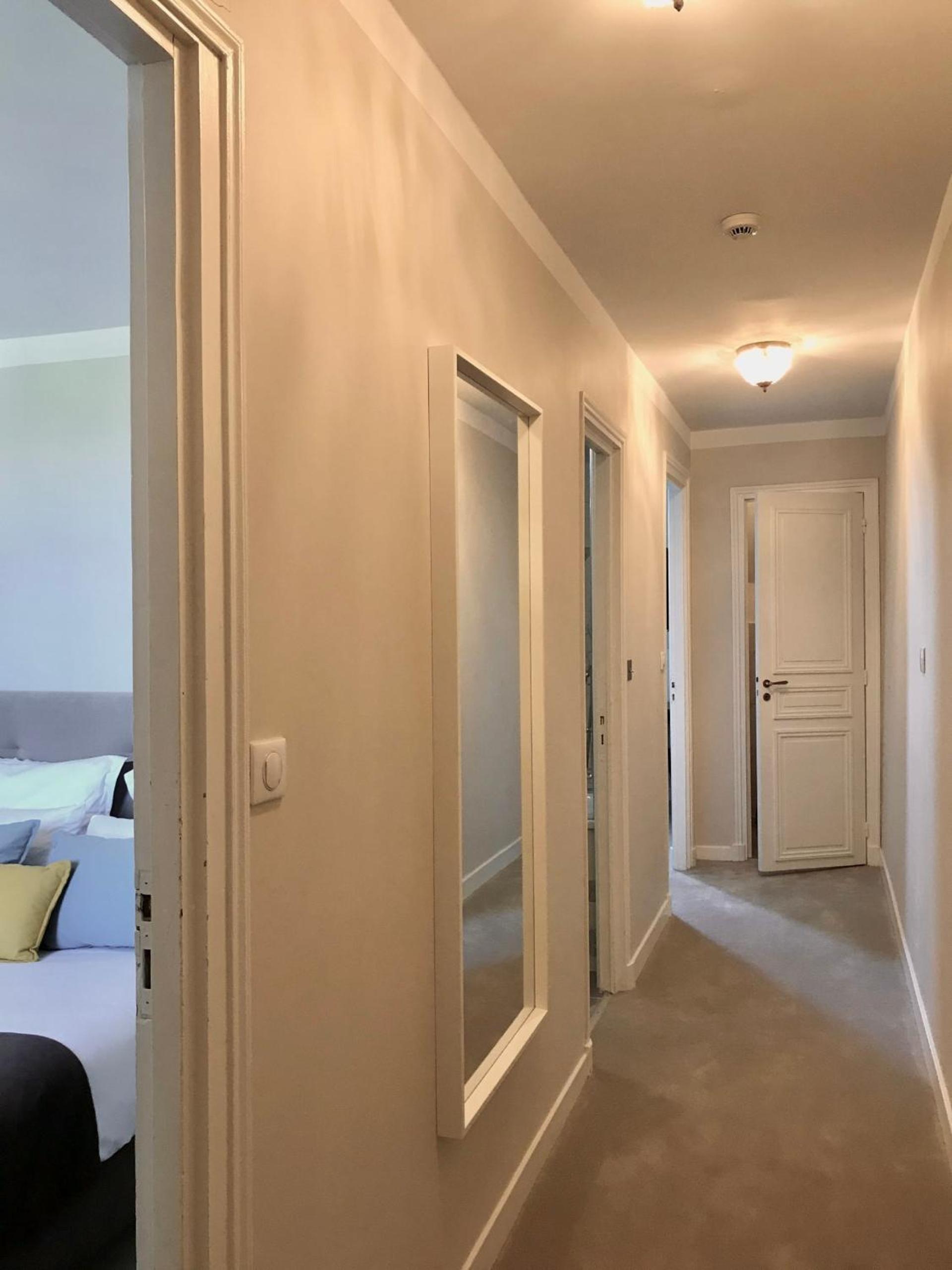 Family Room - Photo 7