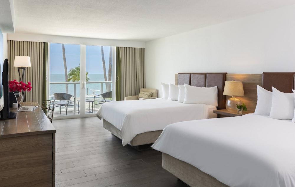 Alligator Reef Oceanfront Room Two Queens - Photo 1
