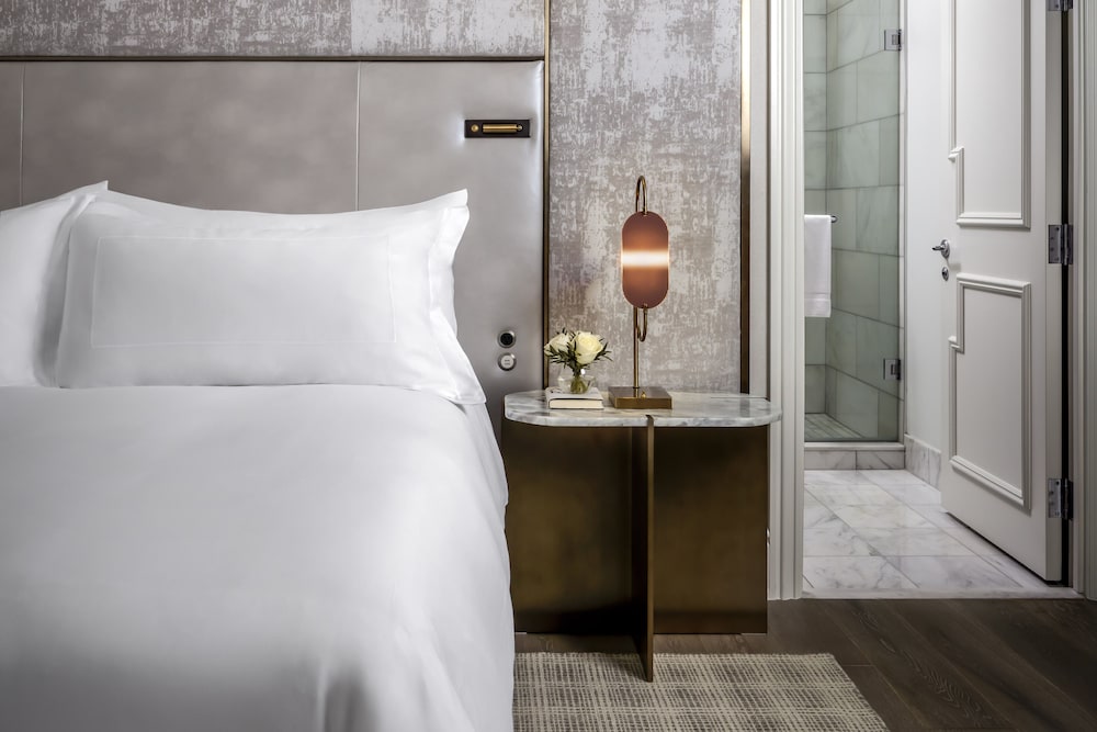 Two Bedroom Suite (Non Smoking)
