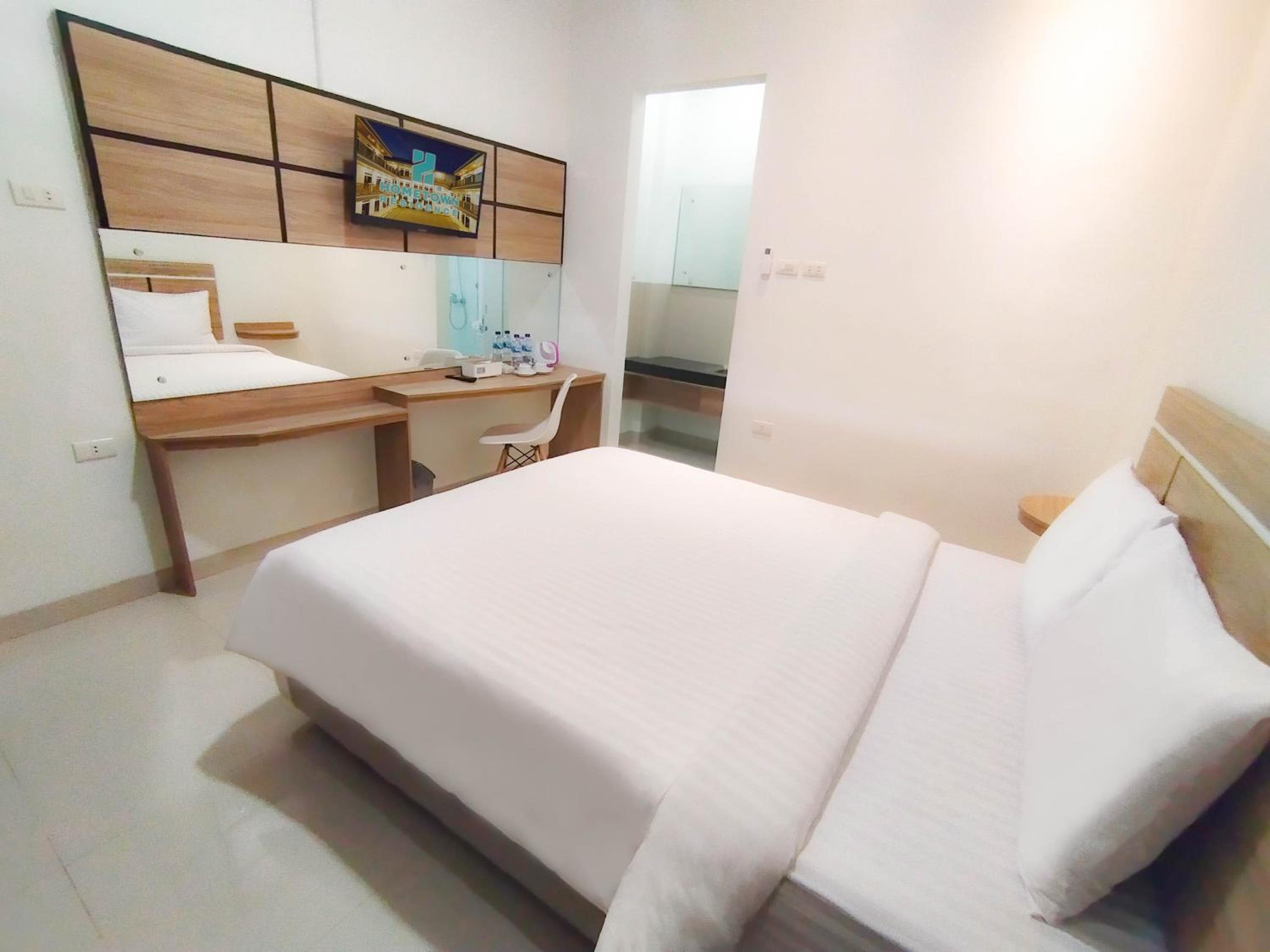 Deluxe Room - Photo 8