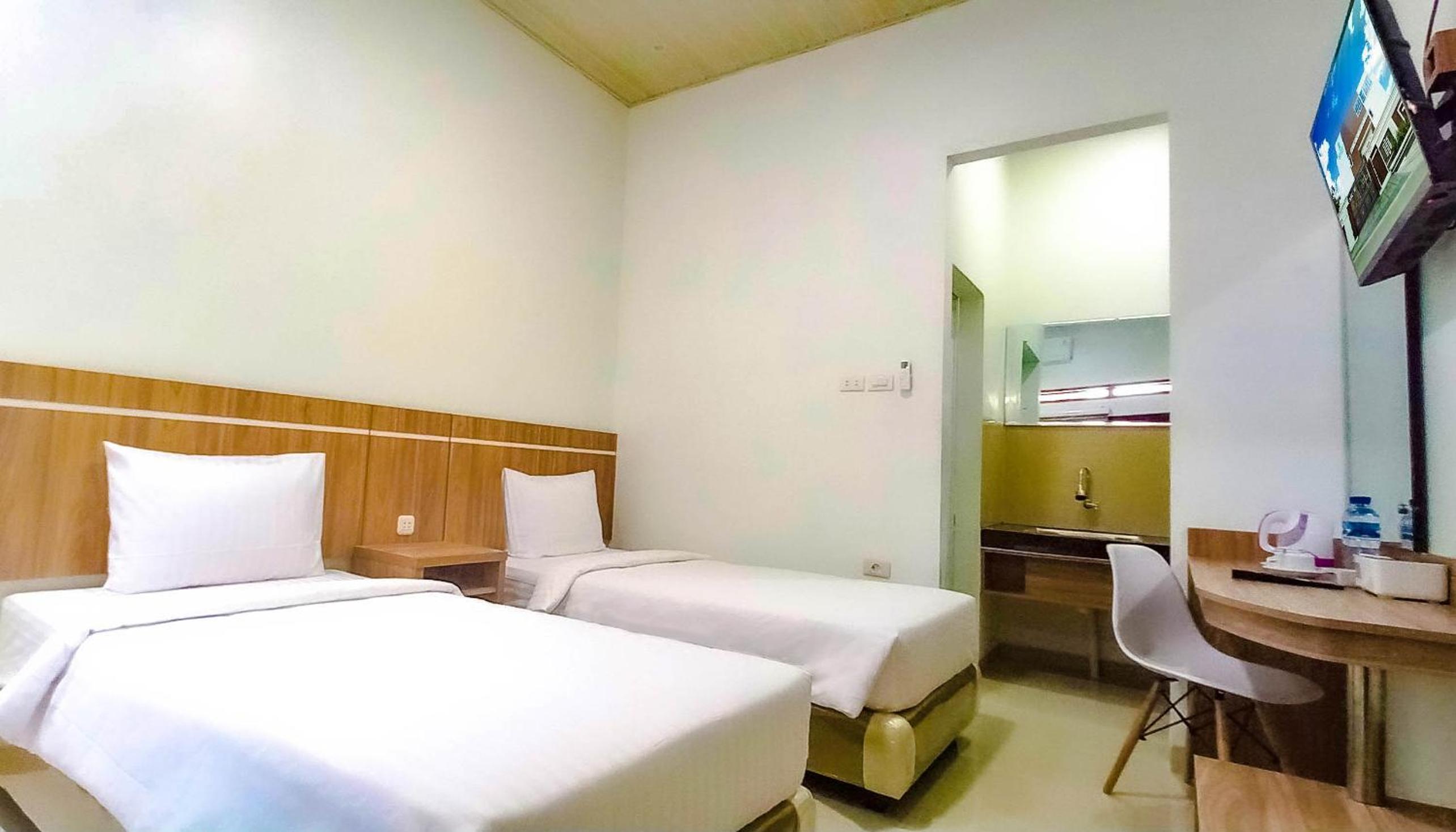 Deluxe Twin Room - Photo 1