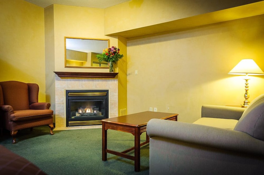 Deluxe Room - Photo 7